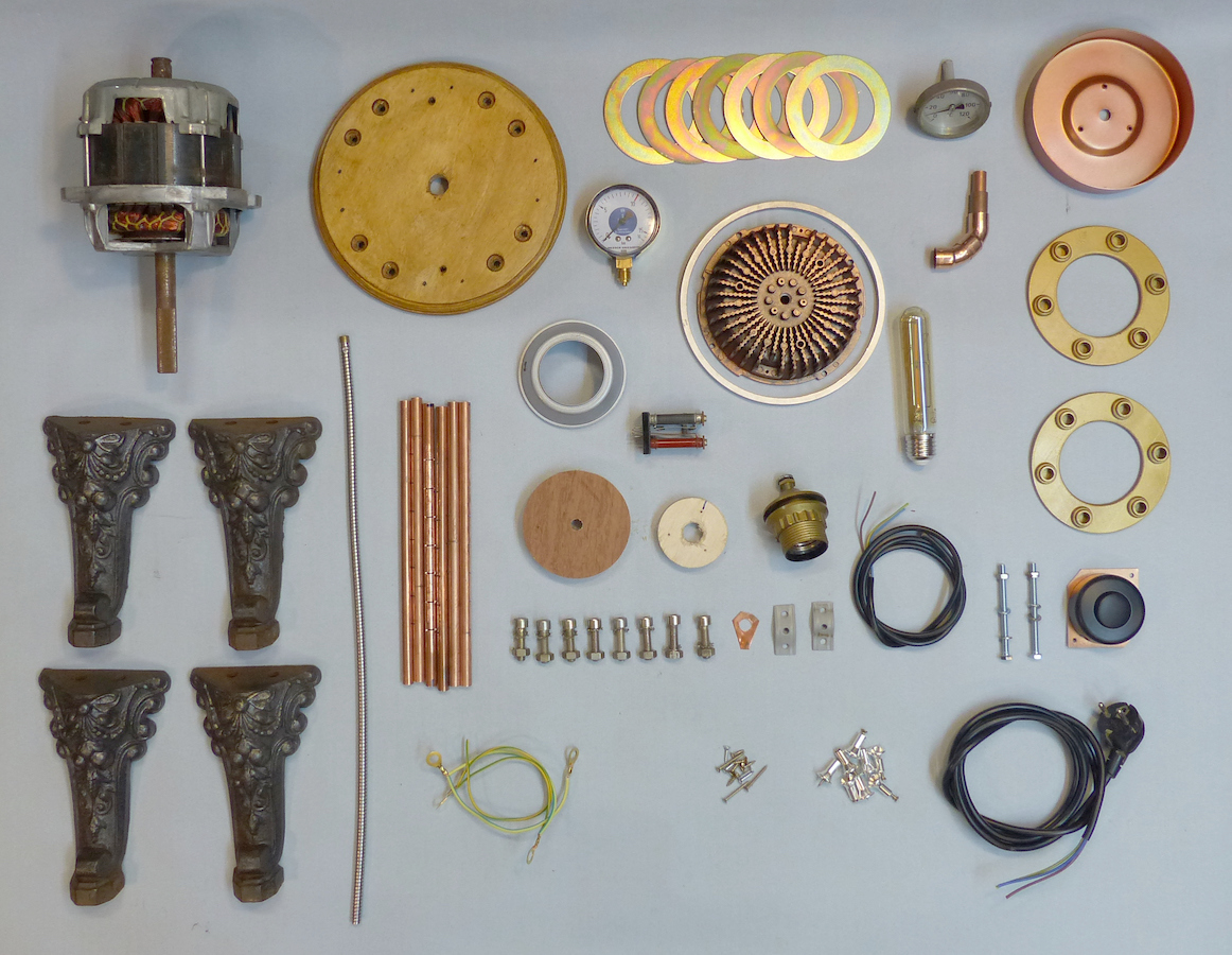 Steampunk Lamp 74 parts.jpg